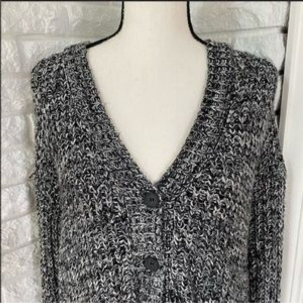 Cardigan  - Picture 4 of 4